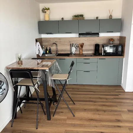 Grandlarge Apartment